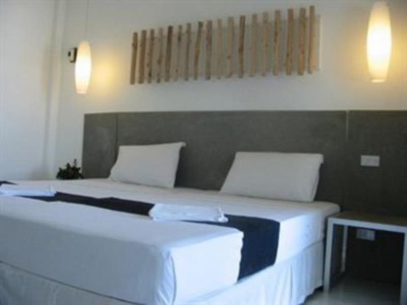 Karon Cliff Contemporary Boutique Bungalows Hotell Exteriör bild